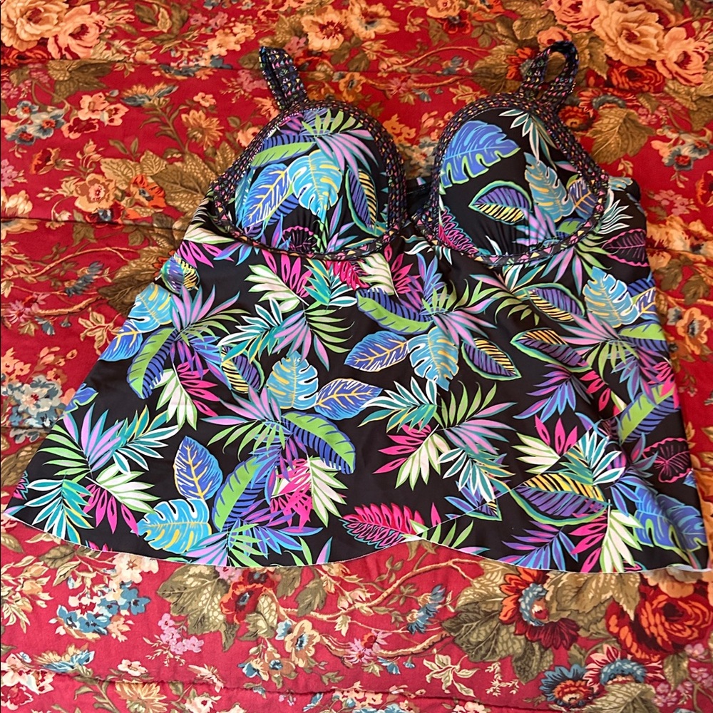 Swimsuits for All underwire tankini top.